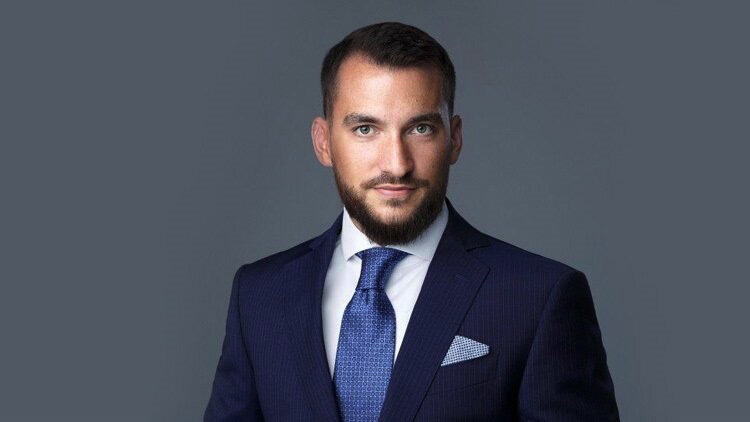 SÁRHEGYI ISTVÁN SÁRHEGYI ISTVÁN